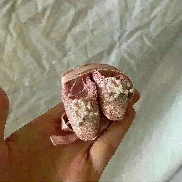 NWT Kur Pink Glitter Ballet Slipper Ballerina Ornament - Ornament Gift Idea - Picture 8 of 11